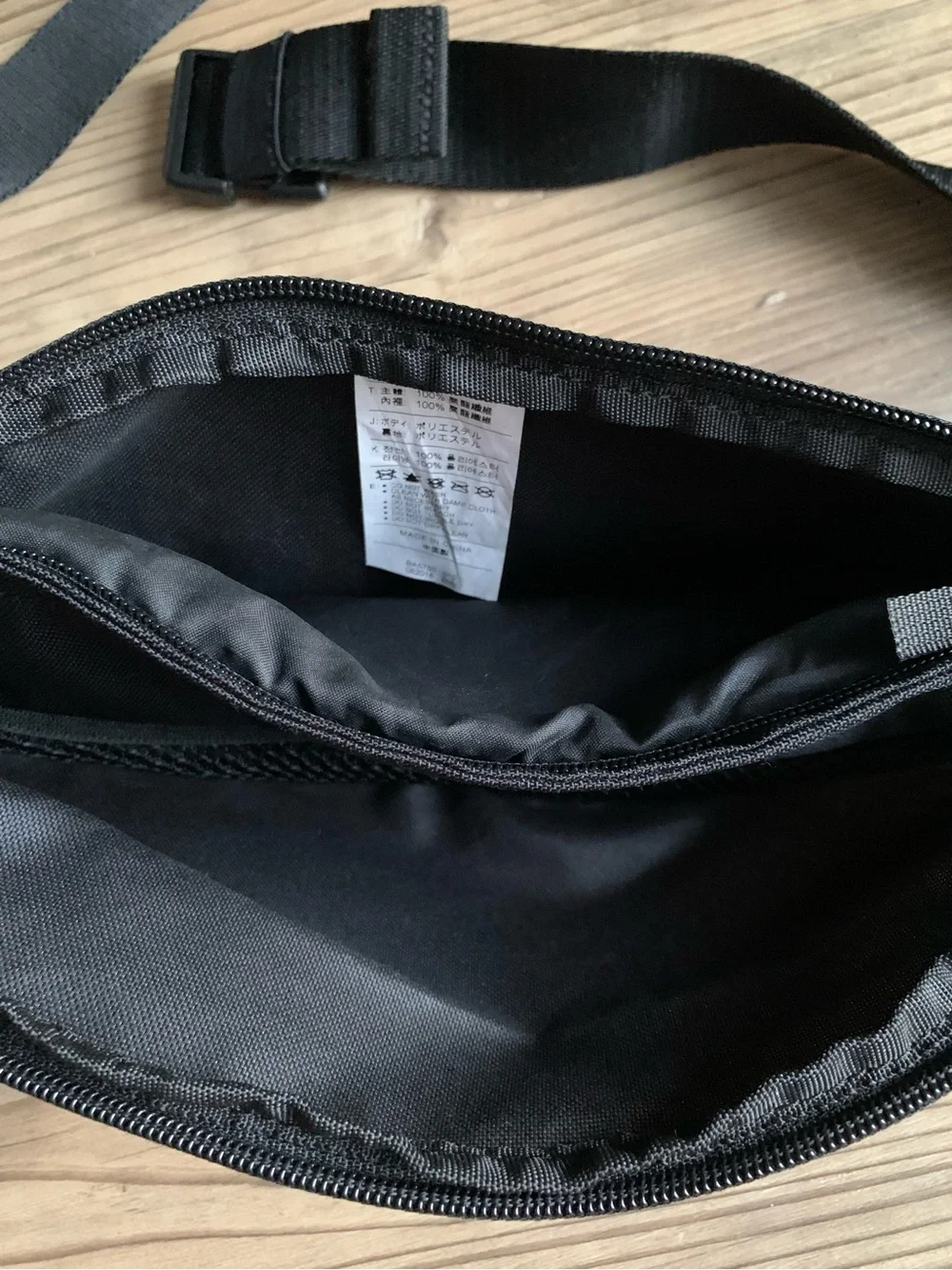 Nike Heritage Small Waistbag Unisex Sports Bag Travel Black DB0488-010